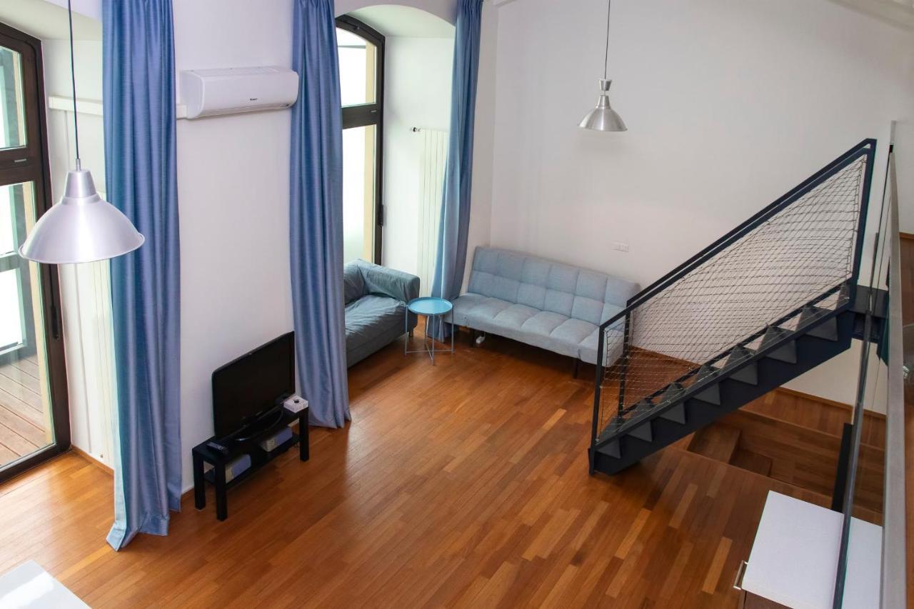 Modern Apartment With Terrace And Air Conditioning Prága Kültér fotó